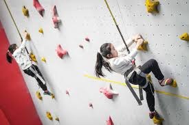 郭泓志在接受采访时表示，每一次站上投手丘都是对左手的一次奇迹